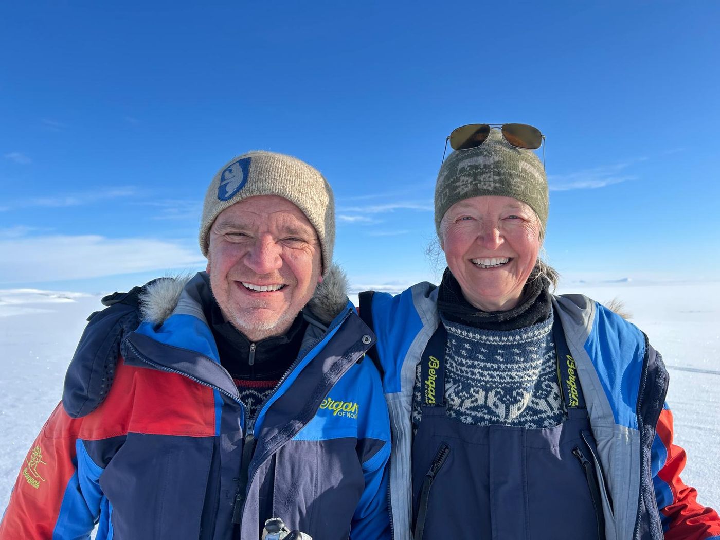 Claus and Camilla, happy guests from Denmark, Finnmark plateau skiing expedition