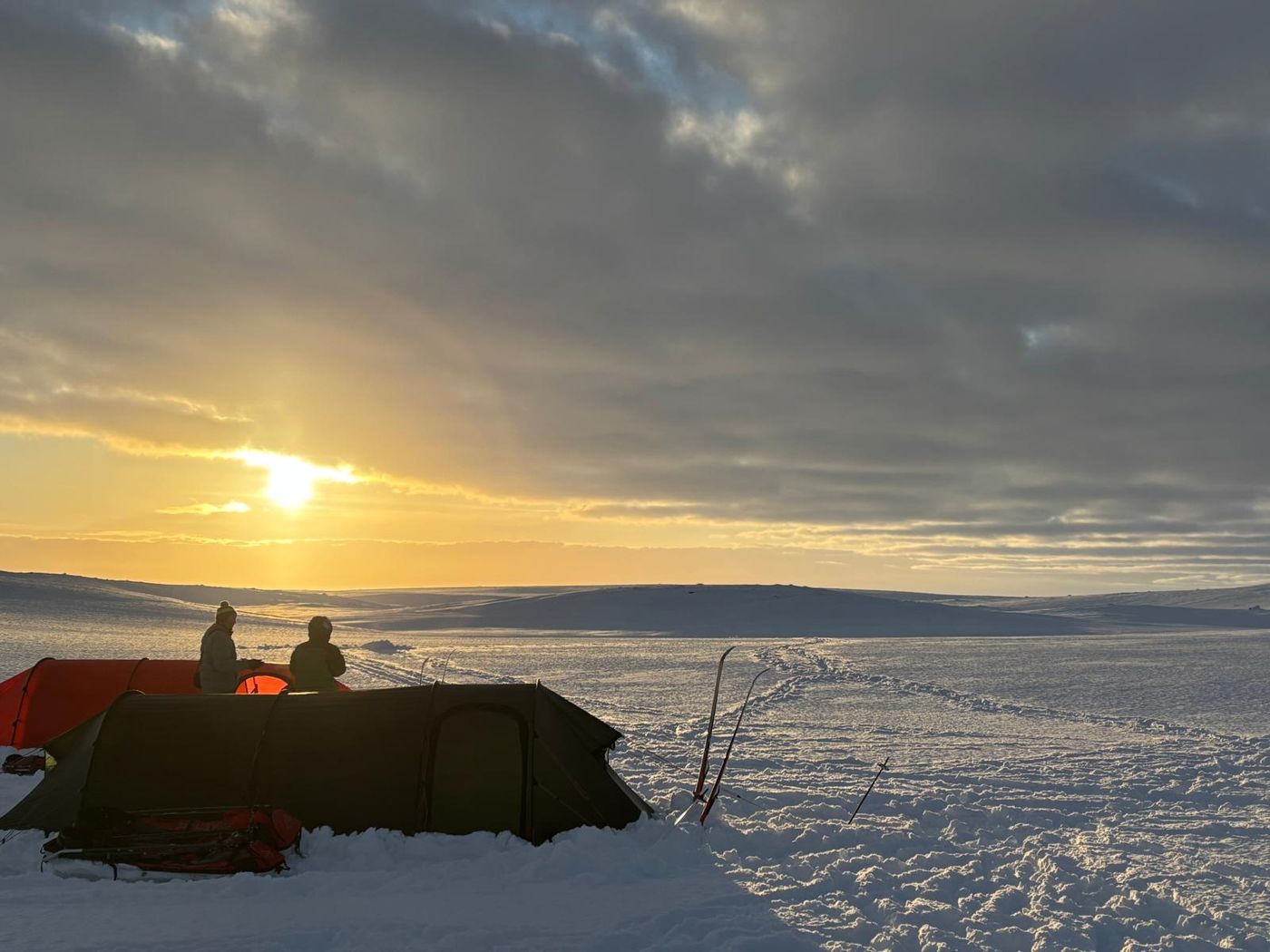Sunset, Turgleder Finnmark plateau skiing expedition
